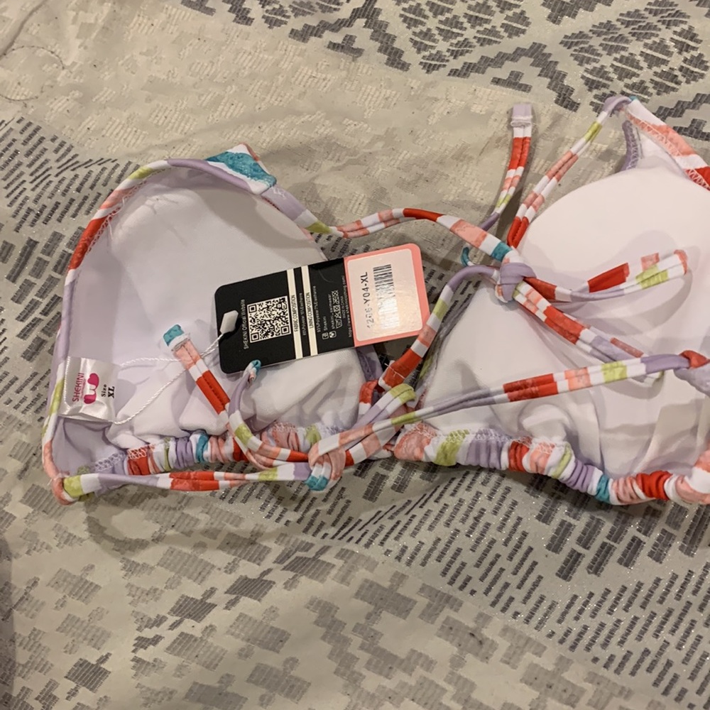 Bathing top - Picture 2 of 4